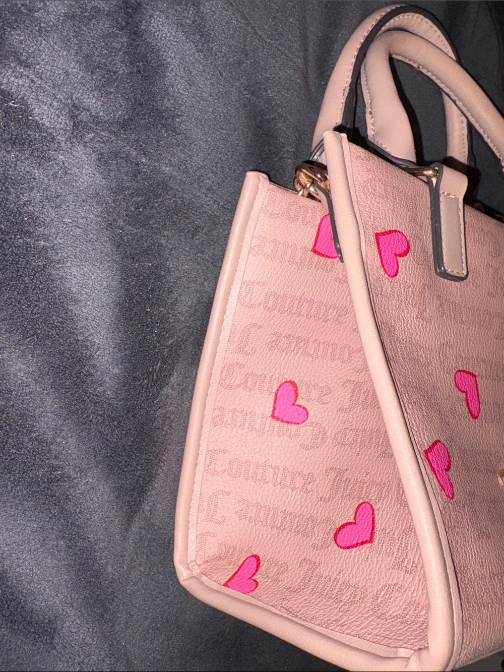 Juicy Couture Pink Heart Accent Purse with Gold Logo - Picture 3 of 14